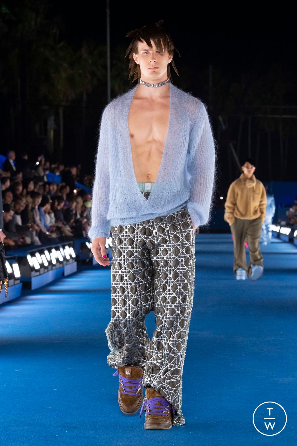 Fashion Week Paris Resort 2023 look 23 from the Dior Men collection menswear