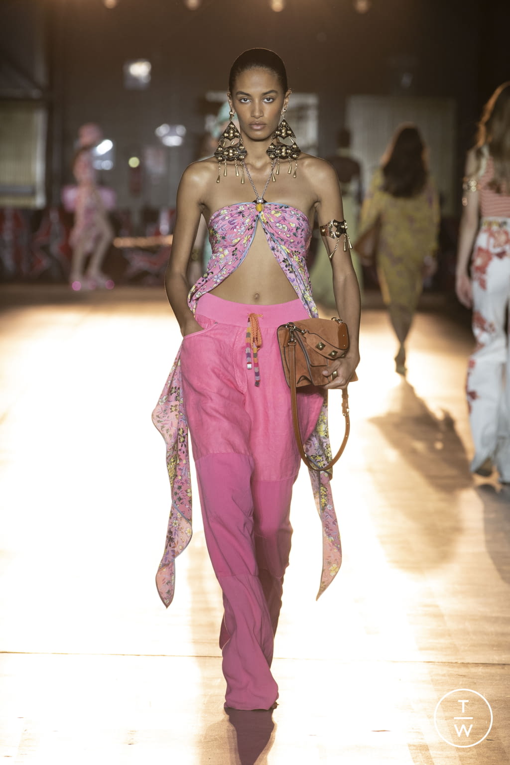Fashion Week Milan Spring/Summer 2022 look 23 from the Etro collection 女装