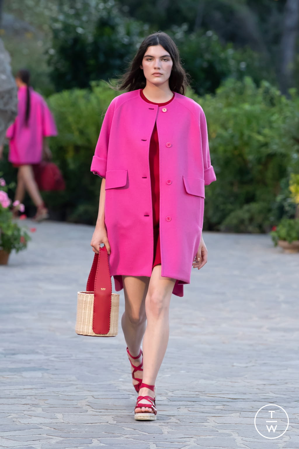 Fashion Week Milan Resort 2022 look 23 from the Max Mara collection 女装