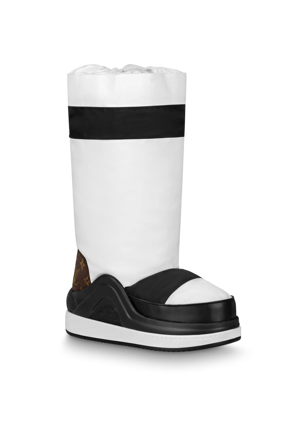 Fashion Week Paris Pre-Fall 2020 look 22 from the Louis Vuitton collection womenswear accessories