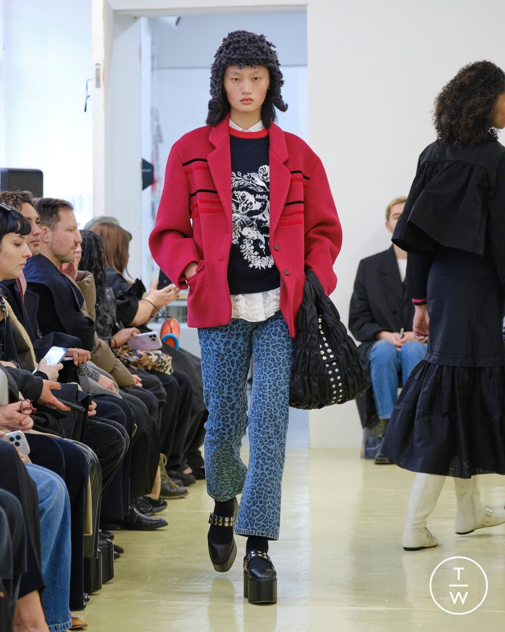 Fashion Week London Fall/Winter 2023 look 10 from the Molly Goddard collection 女装