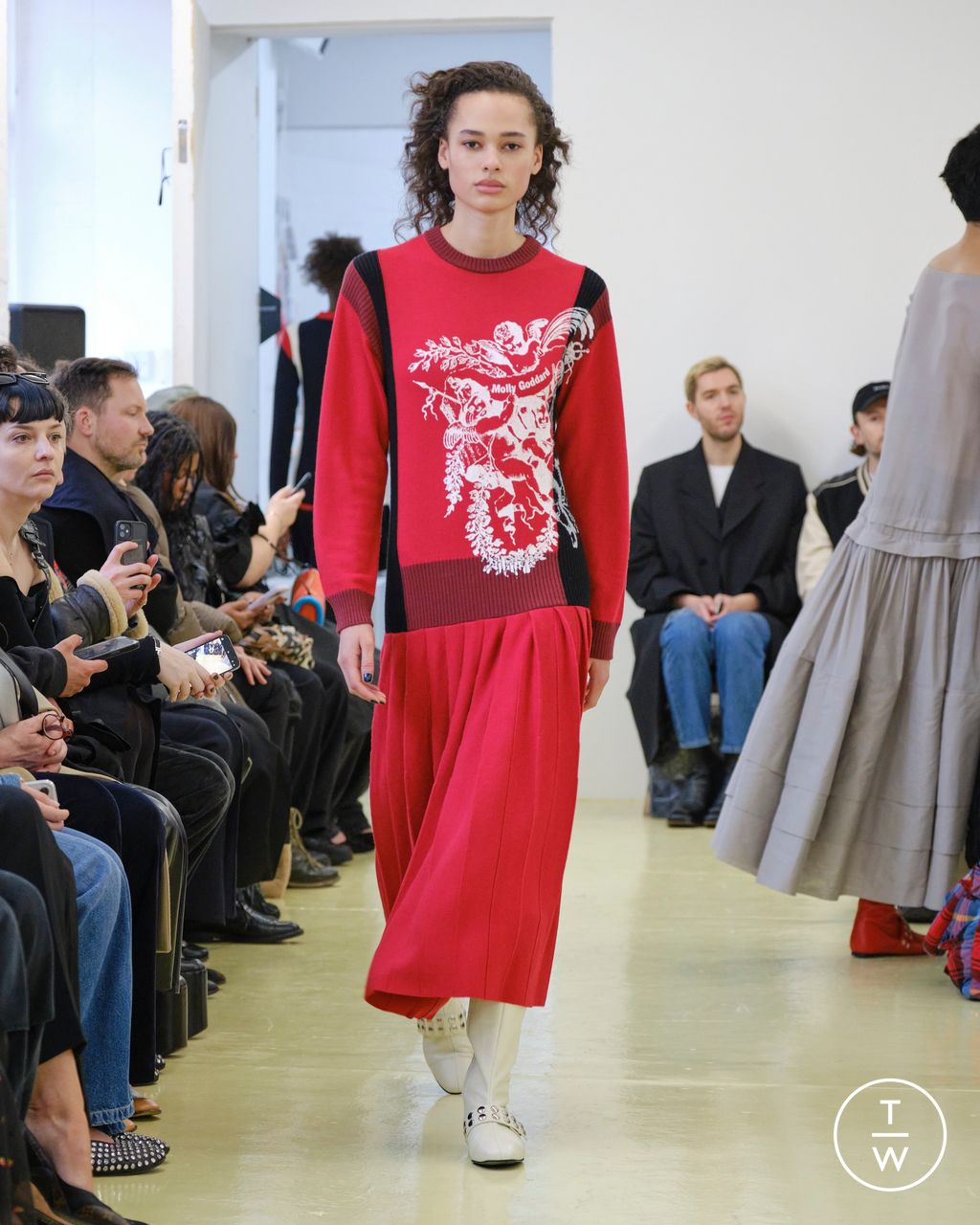 Fashion Week London Fall/Winter 2023 look 14 from the Molly Goddard collection womenswear