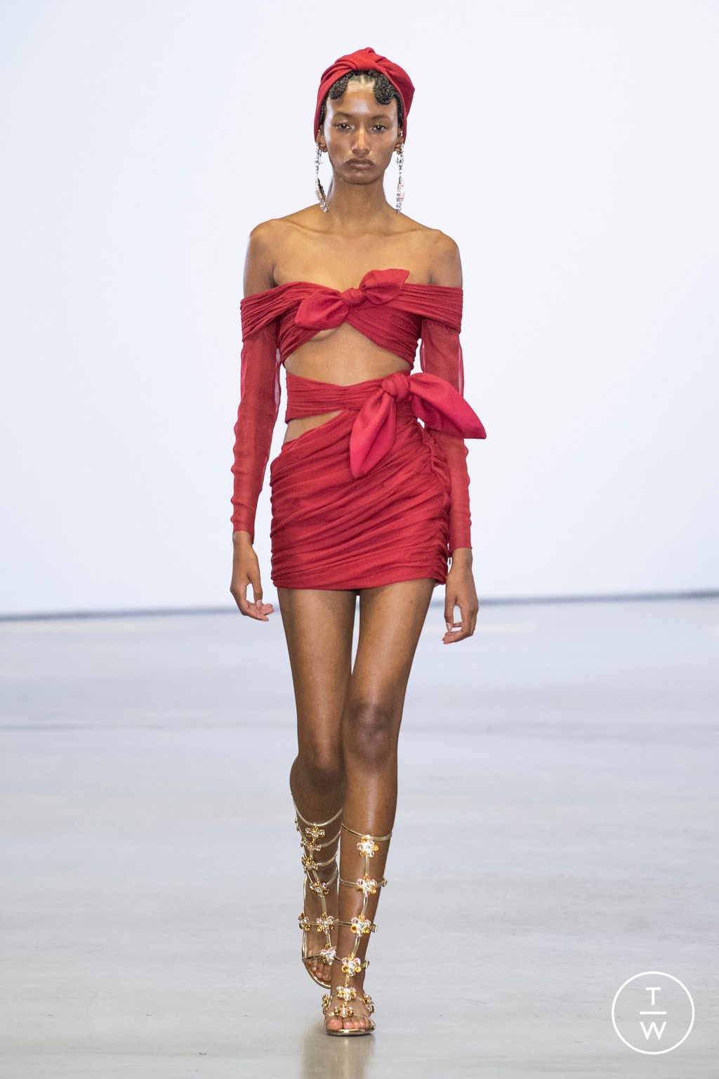 Fashion Week Paris Spring/Summer 2023 look 54 de la collection Giambattista Valli womenswear