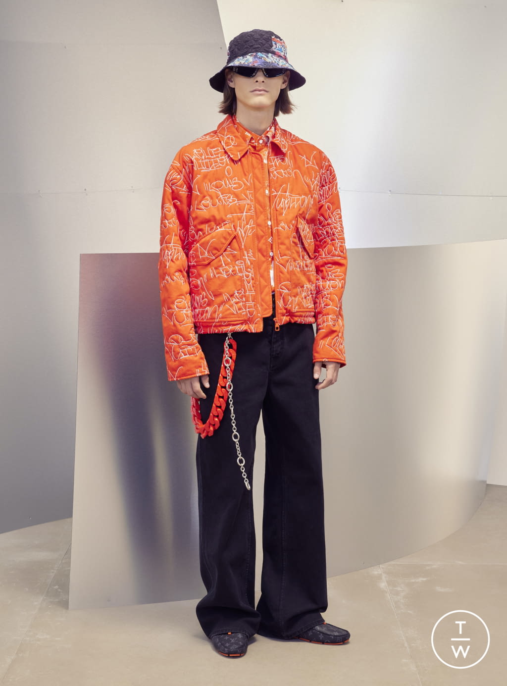 Fashion Week Paris Pre-Fall 2022 look 45 from the Louis Vuitton collection menswear