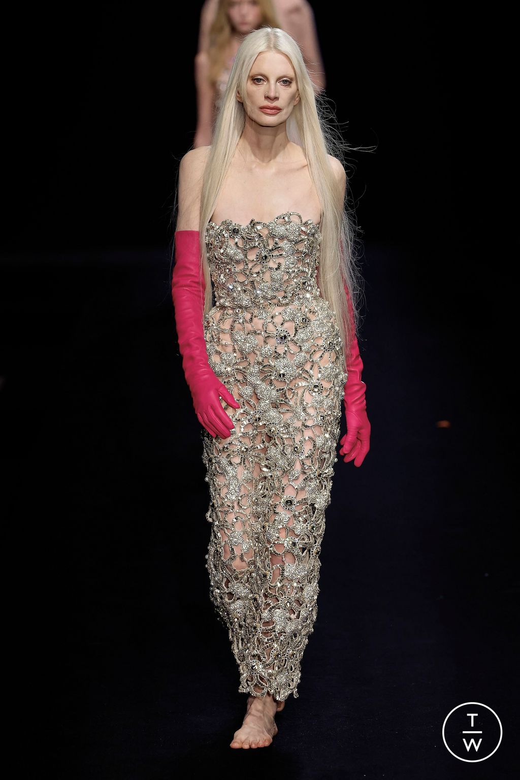 Fashion Week Paris Spring/Summer 2023 look 62 from the Valentino collection couture