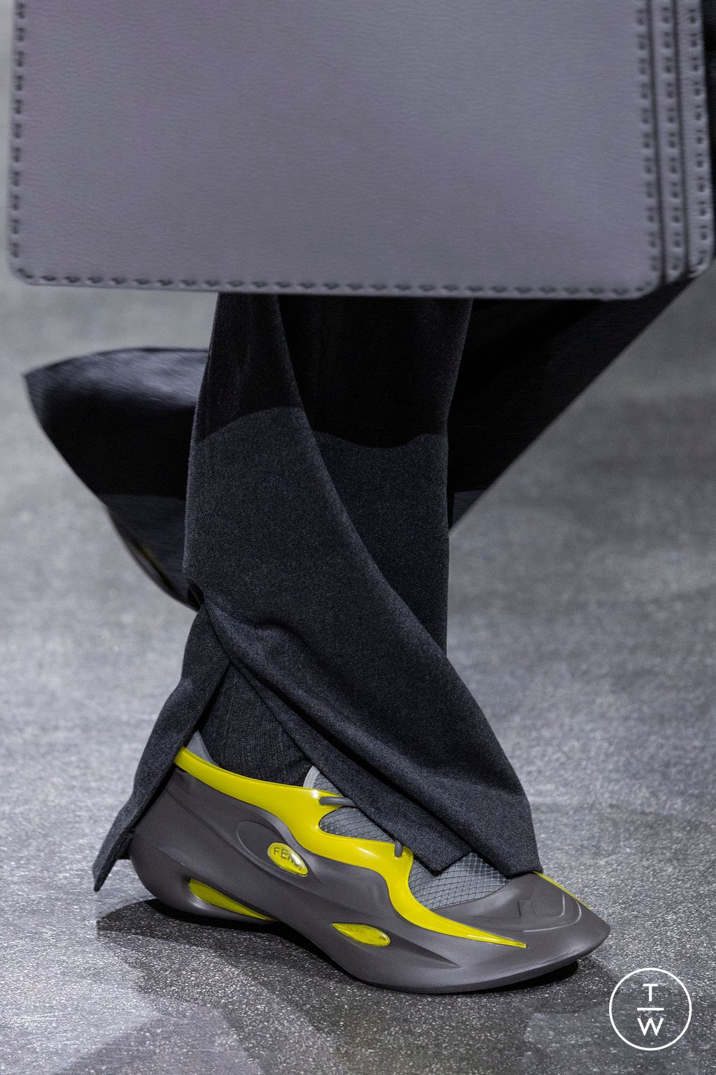 Fashion Week Paris Fall/Winter 2024 look 13 from the Fendi collection menswear accessories