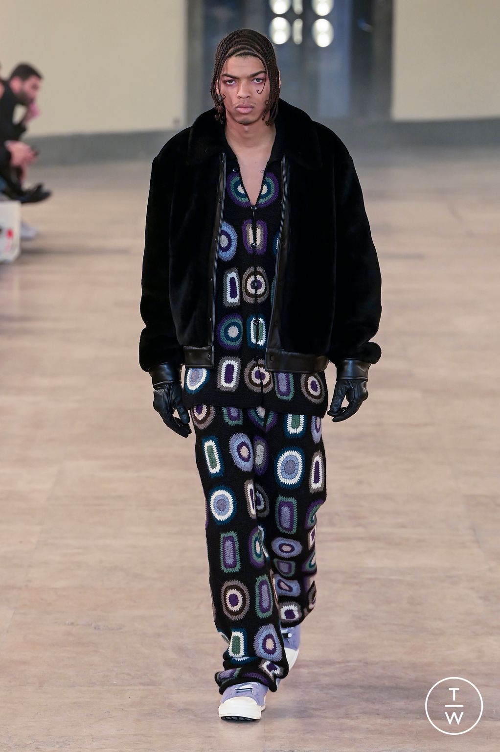 Fashion Week Paris Fall/Winter 2023 look 28 from the Nahmias collection menswear