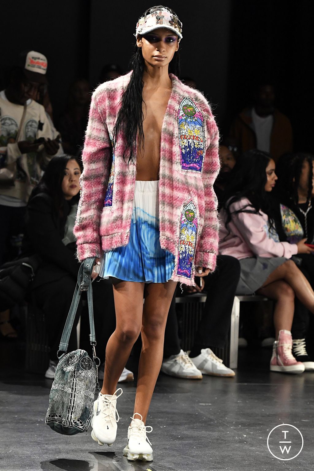 Fashion Week New York Spring/Summer 2023 look 19 de la collection Who Decides War womenswear