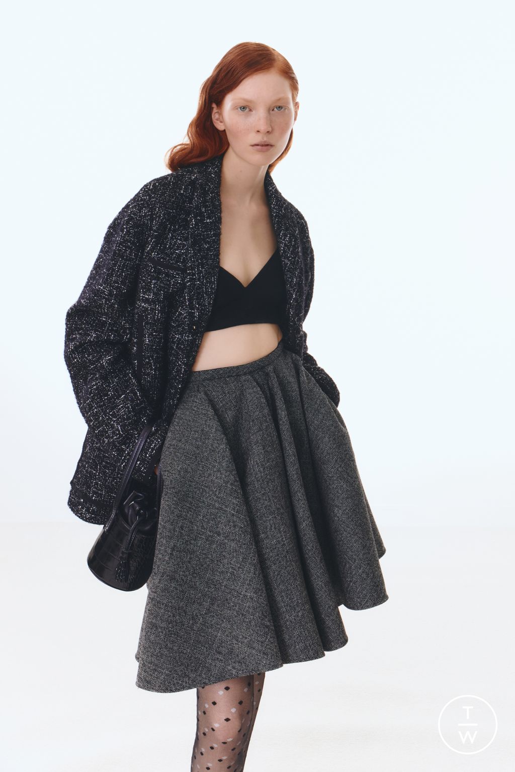 Fashion Week Paris Pre-Fall 2025 look 23 from the Giambattista Valli collection womenswear