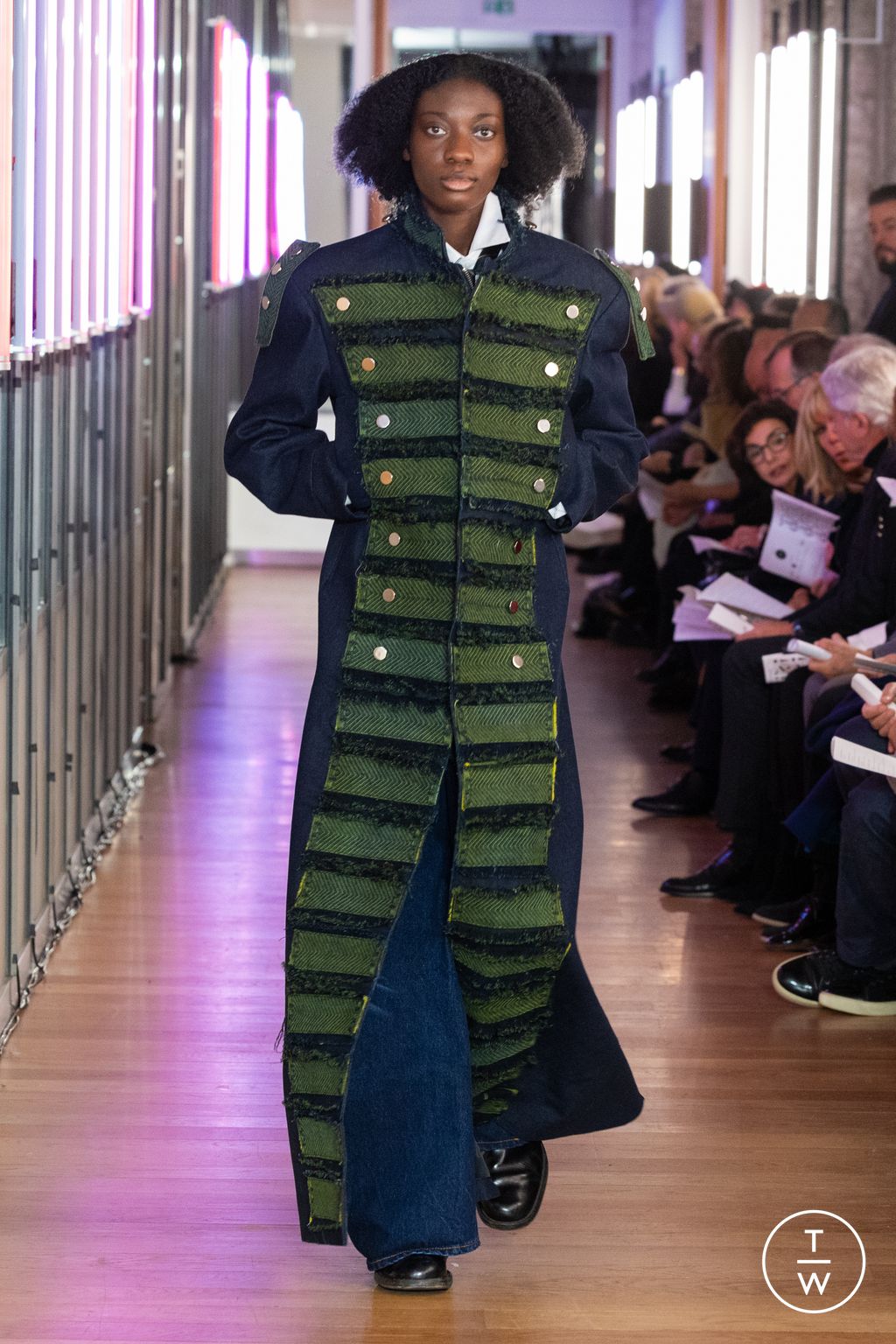 Fashion Week Paris Fall/Winter 2024 look 136 from the IFM PARIS collection 女装