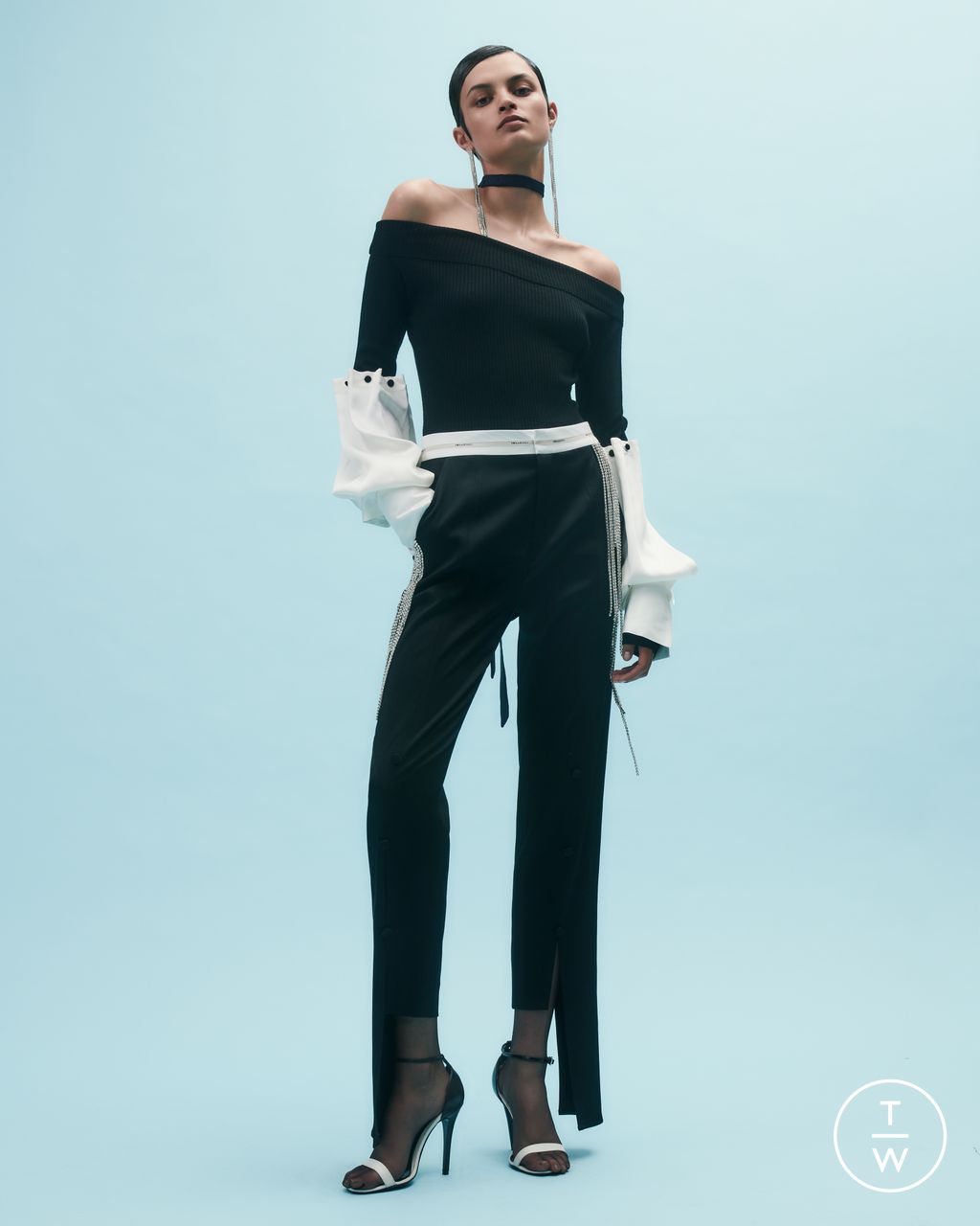 Fashion Week New York Resort 2024 look 23 from the Hellessy collection womenswear