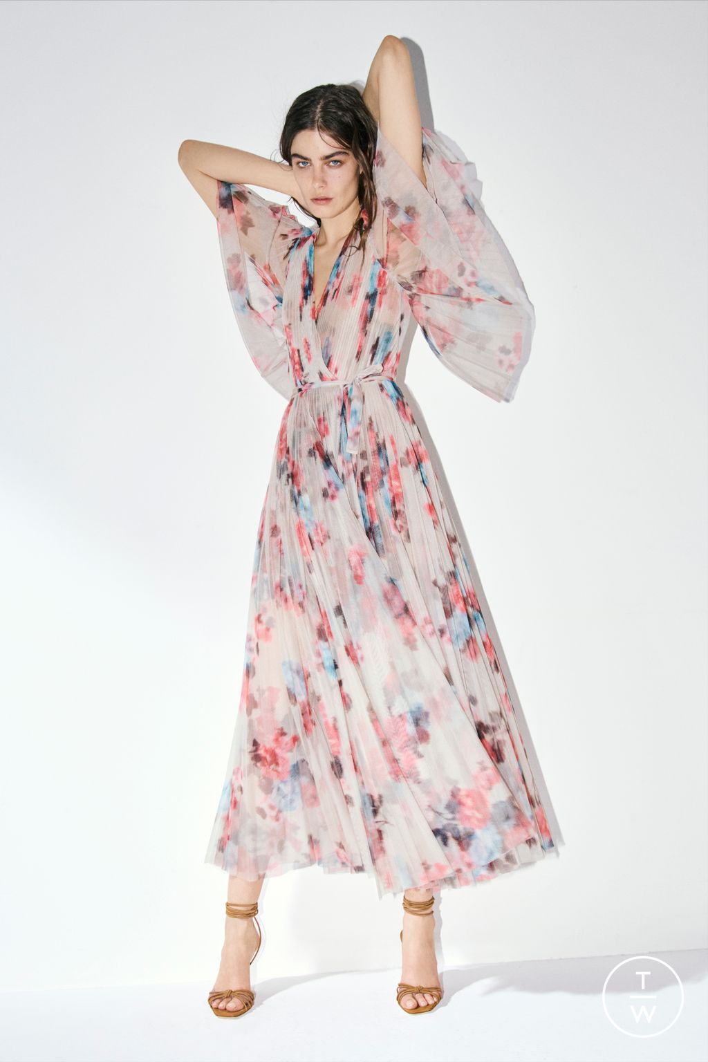 Fashion Week Milan Resort 2025 look 24 from the Philosophy di Lorenzo Serafini collection womenswear