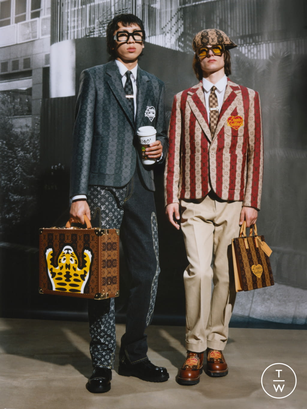 Fashion Week Paris Resort 2022 look 31 from the Louis Vuitton collection menswear