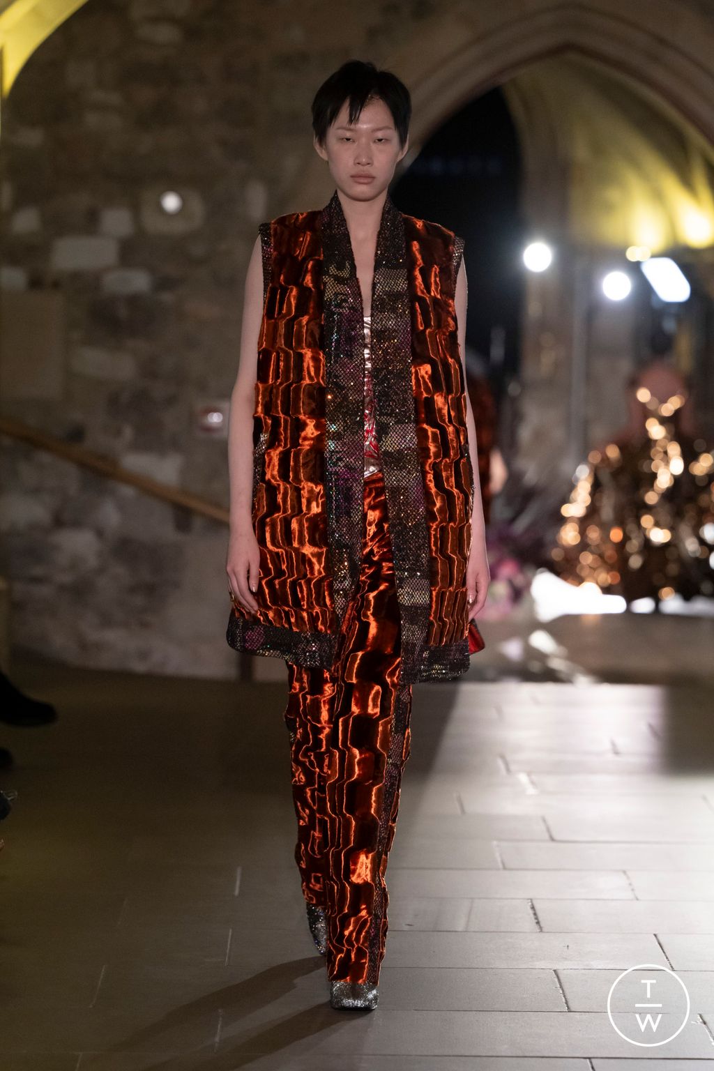 Fashion Week London Fall/Winter 2024 look 25 from the MITHRIDATE collection womenswear