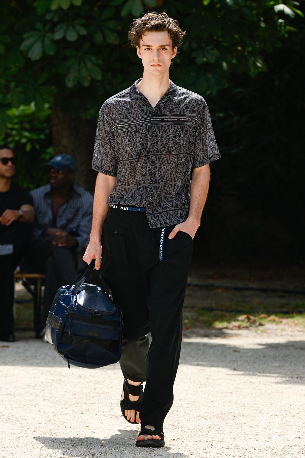 Fashion Week Paris Spring/Summer 2026 look 24 de la collection White Mountaineering menswear