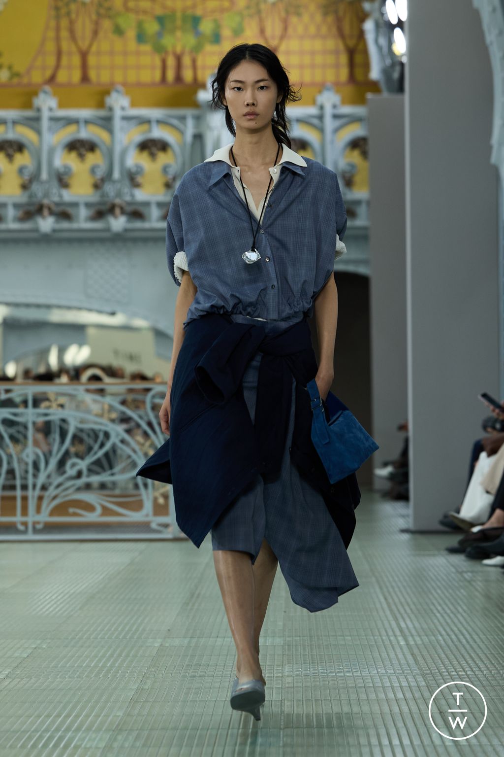 Fashion Week Paris Spring/Summer 2026 look 24 de la collection Time womenswear