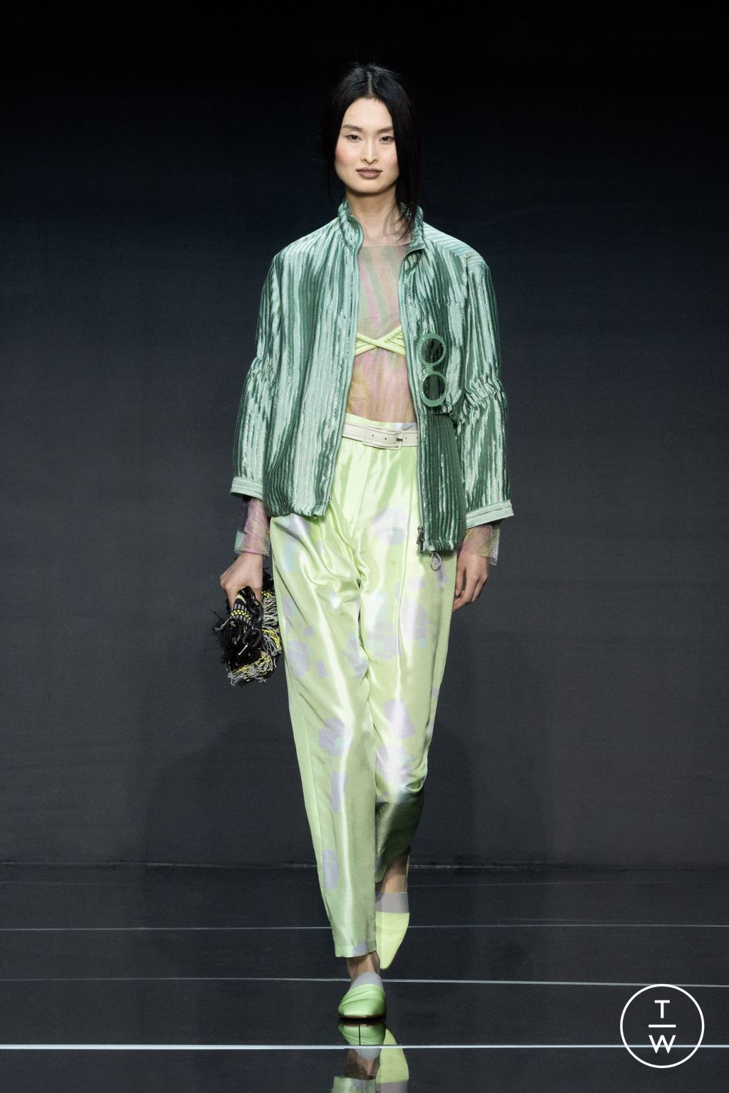 Fashion Week Milan Spring/Summer 2024 look 24 from the Emporio Armani collection womenswear