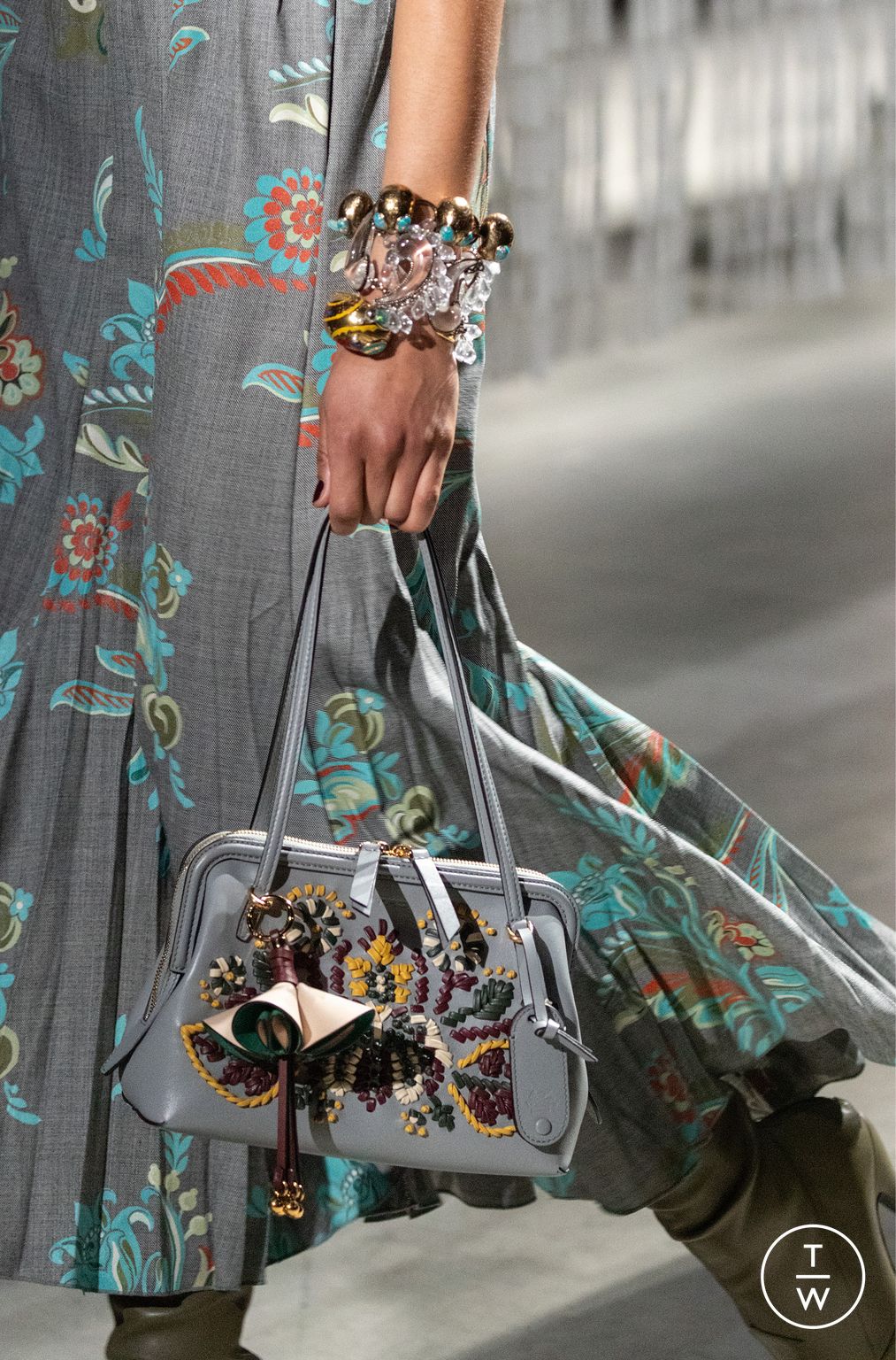 Fashion Week Milan Fall/Winter 2025 look 24 from the Etro collection womenswear accessories