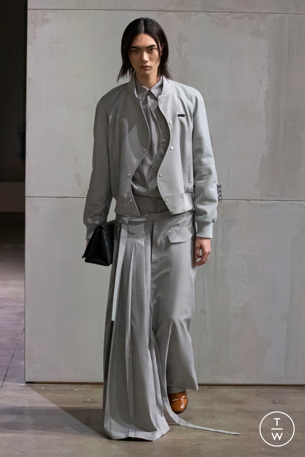 Fashion Week Milan Spring/Summer 2021 look 24 from the Off-White collection 女装