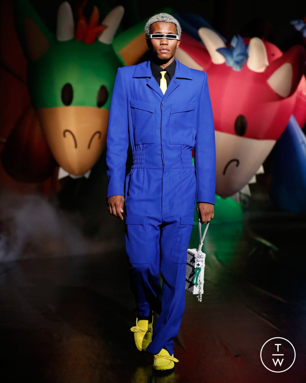 Fashion Week Paris Spring/Summer 2021 look 85 from the Louis Vuitton collection 男装