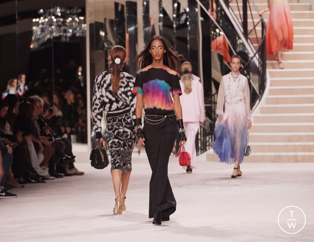 Fashion Week Paris Pre-Fall 2020 look 24 de la collection Chanel womenswear
