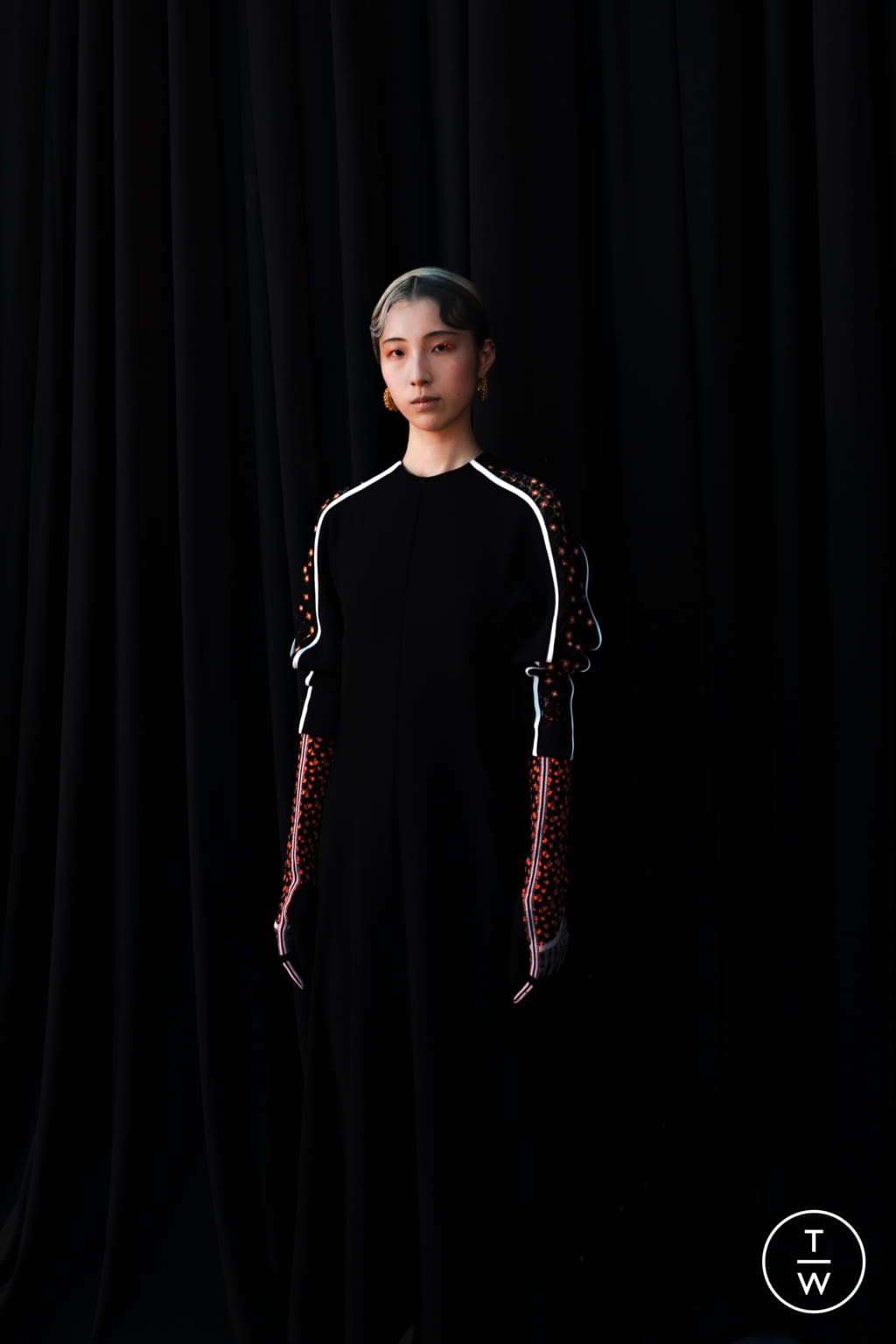 Fashion Week Paris Fall/Winter 2021 look 24 de la collection Mame Kurogouchi womenswear