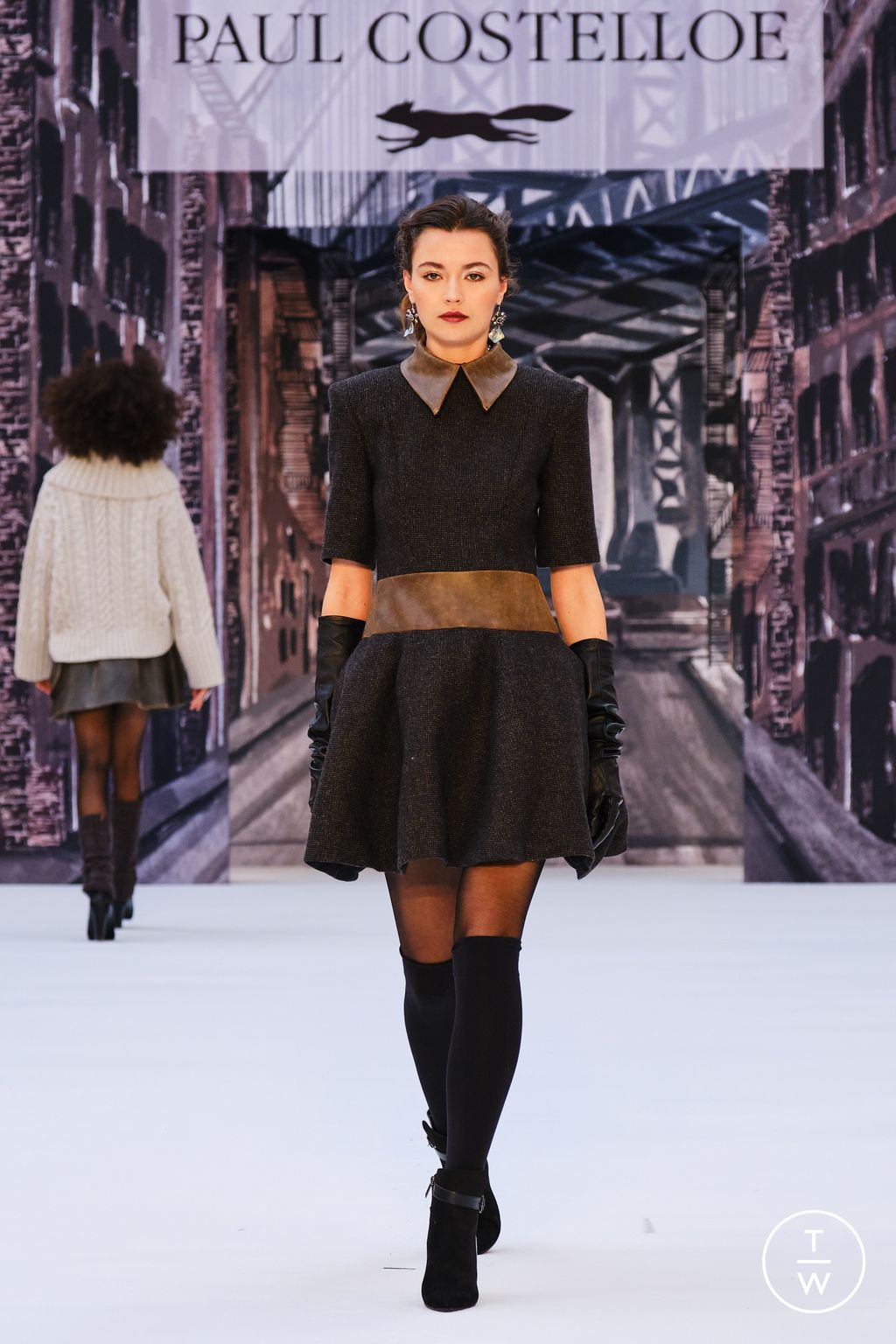 Fashion Week London Fall/Winter 2024 look 19 from the Paul Costelloe collection womenswear
