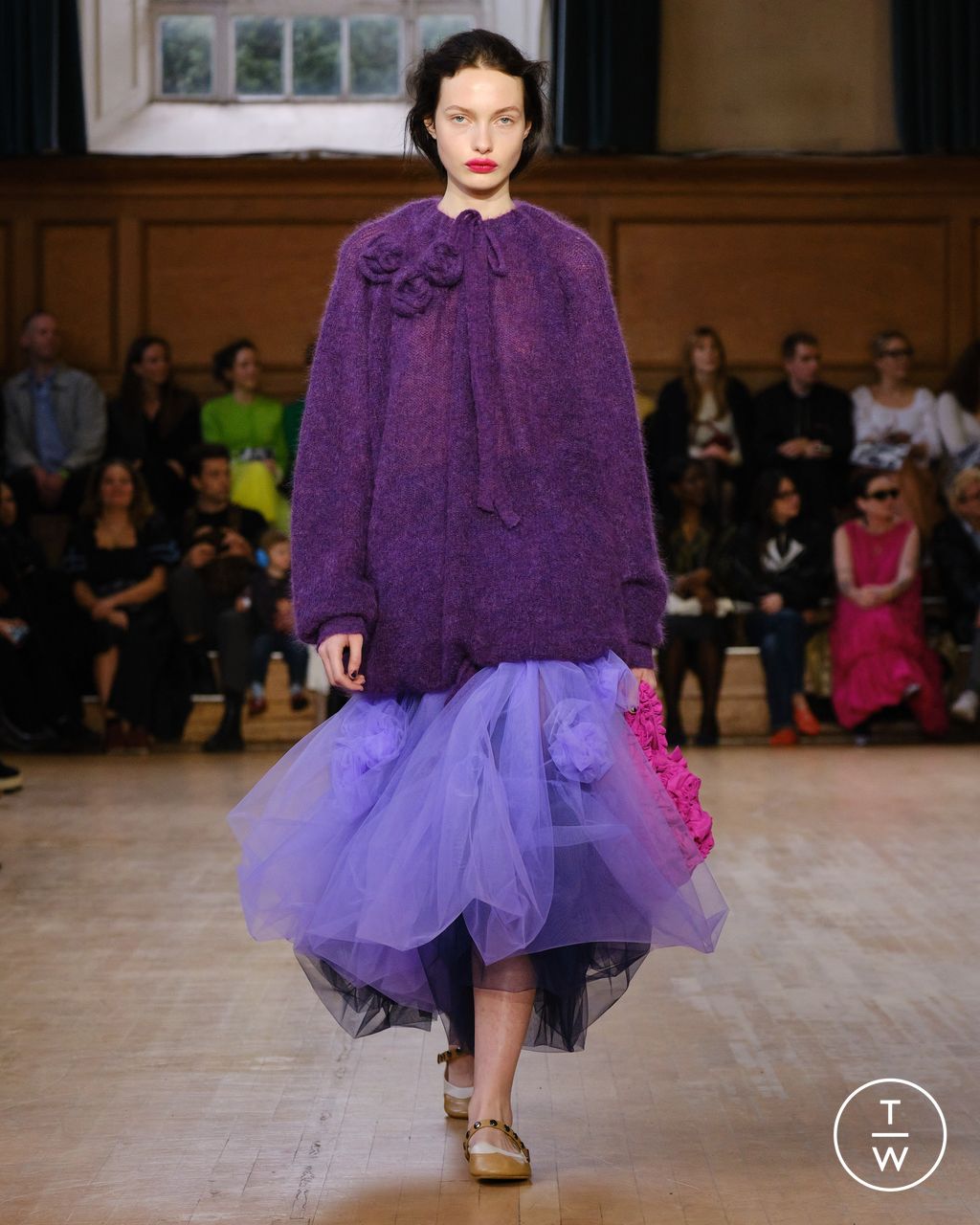 Fashion Week London Fall/Winter 2024 look 12 from the Molly Goddard collection 女装
