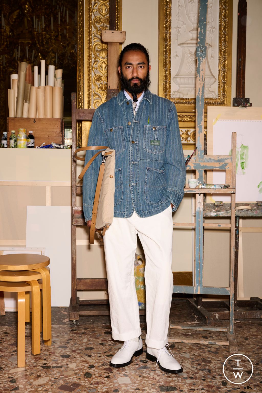 Fashion Week Paris Resort 2025 look 13 from the Paul Smith collection 男装