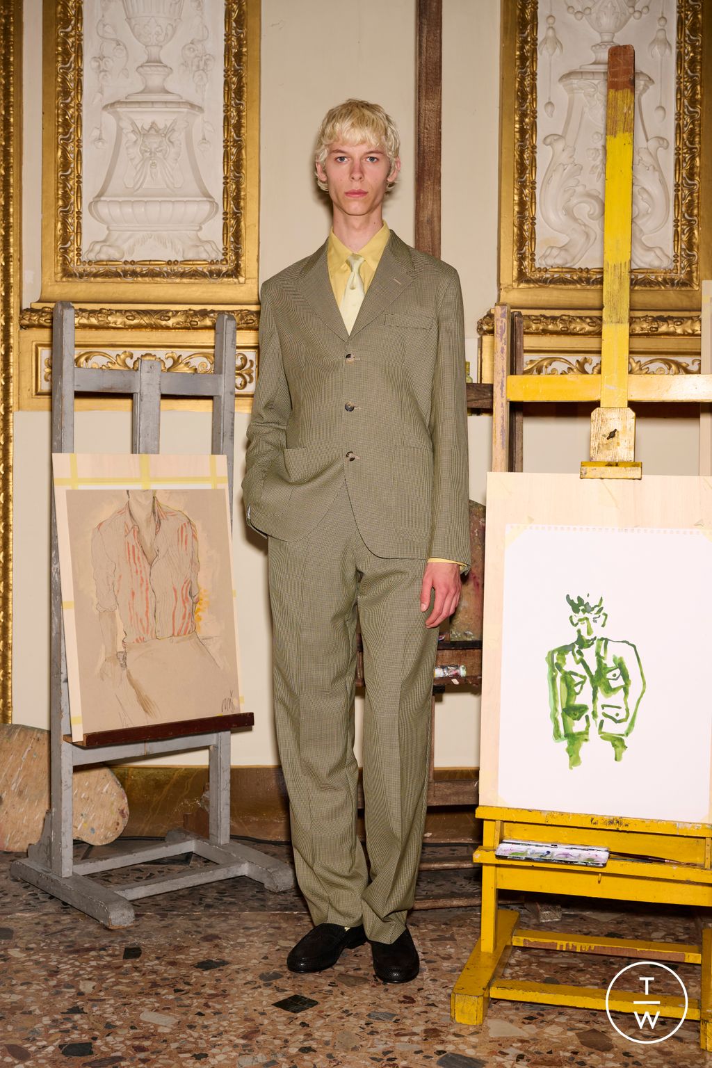 Fashion Week Paris Resort 2025 look 28 from the Paul Smith collection menswear