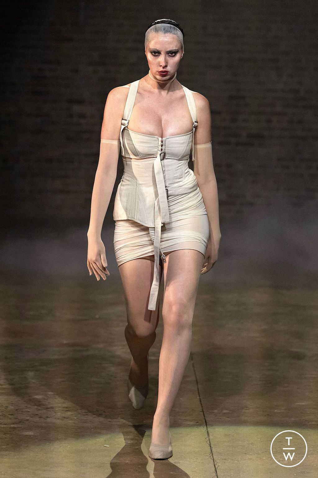 Fashion Week New York Spring/Summer 2023 look 13 from the Elena Velez collection 女装