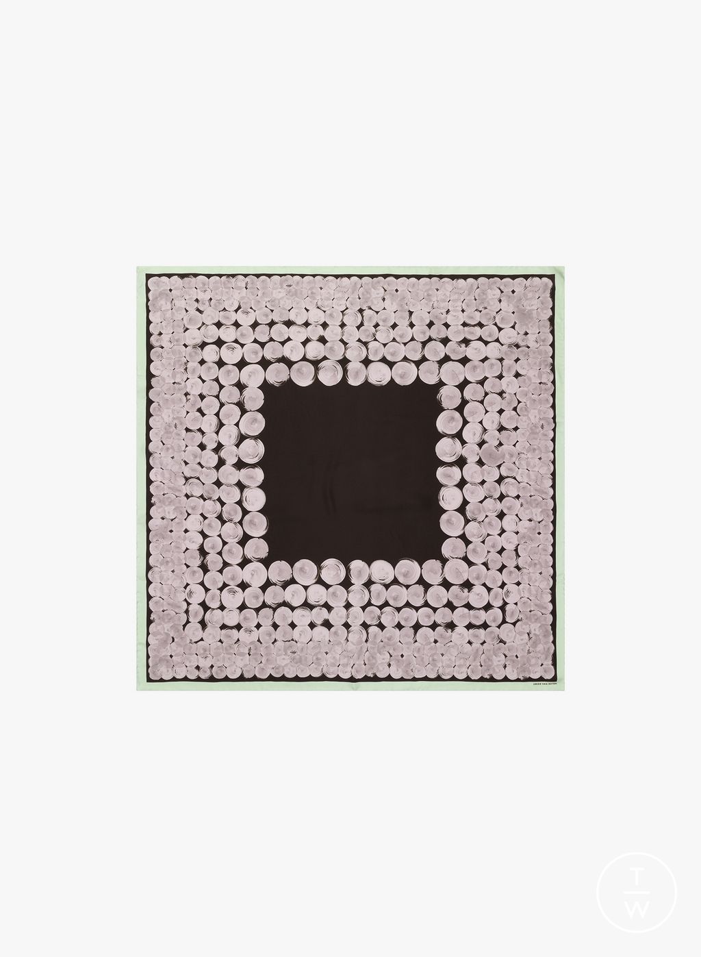 Fashion Week Paris Fall/Winter 2024 look 134 from the Dries Van Noten collection womenswear accessories