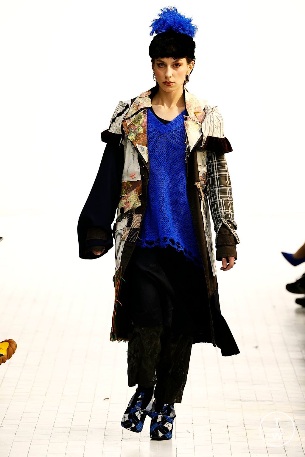 Fashion Week Milan Fall/Winter 2023 look 44 from the Simon Cracker collection menswear