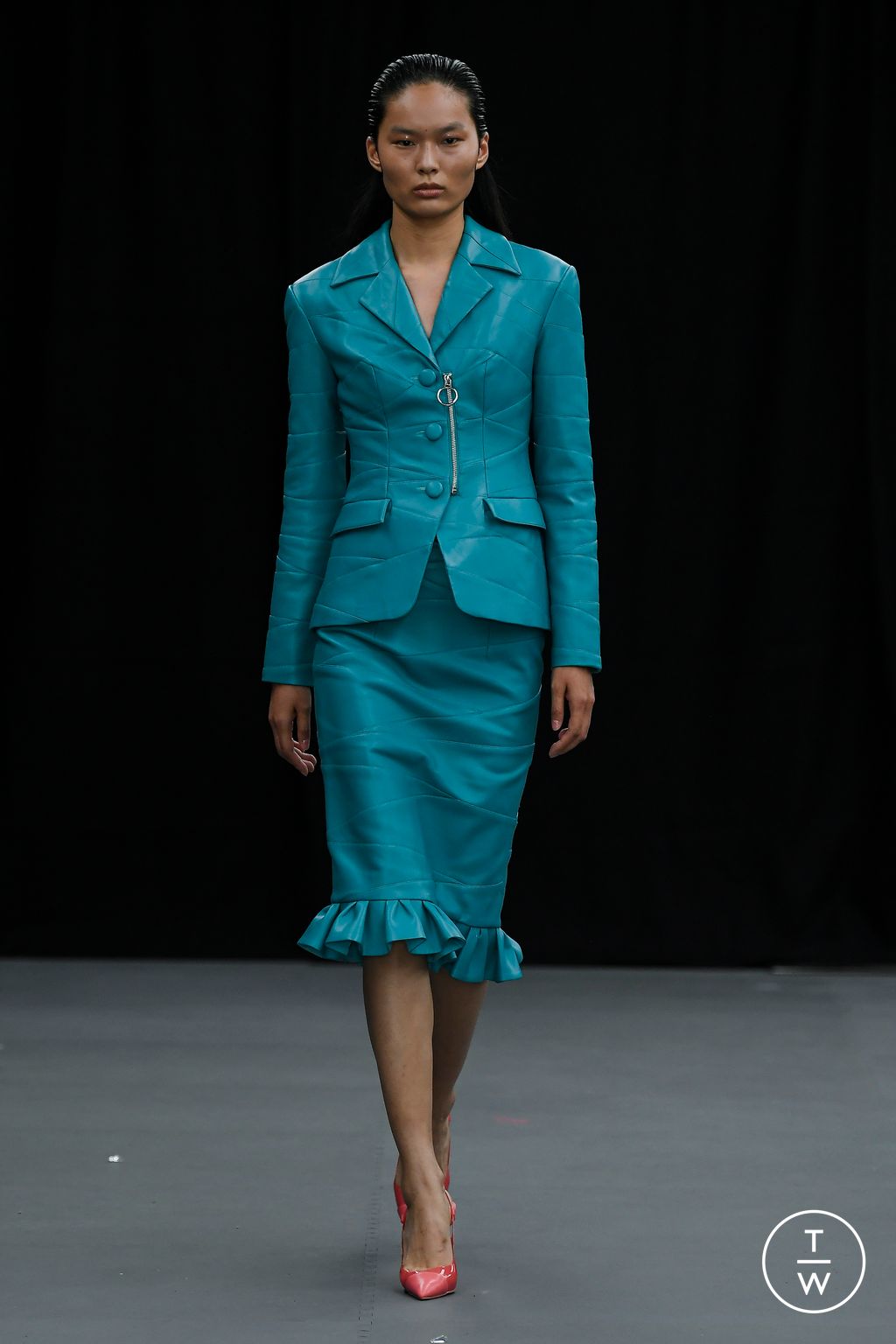 Fashion Week London Spring/Summer 2023 look 22 from the Huishan Zhang collection womenswear