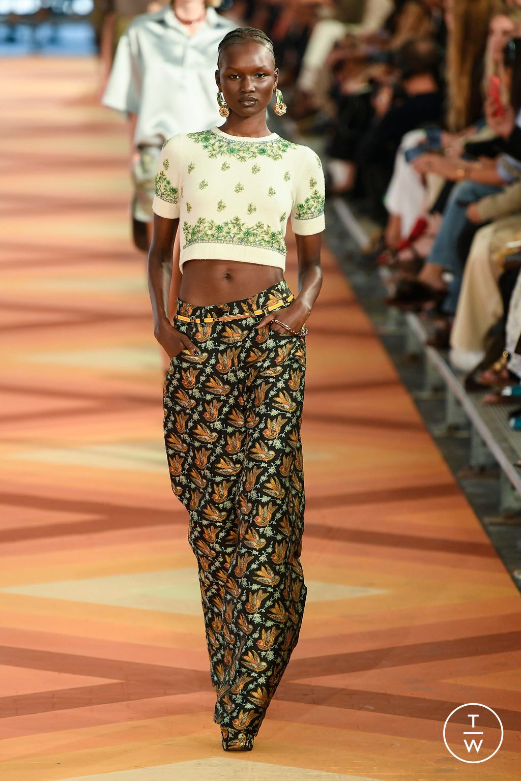 Fashion Week Milan Spring/Summer 2023 look 31 from the Etro collection 女装