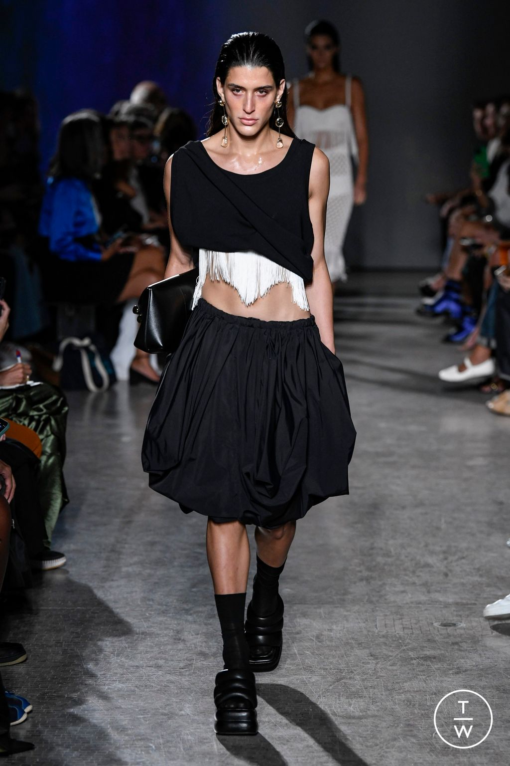 Fashion Week New York Spring/Summer 2023 look 1 de la collection Proenza Schouler womenswear