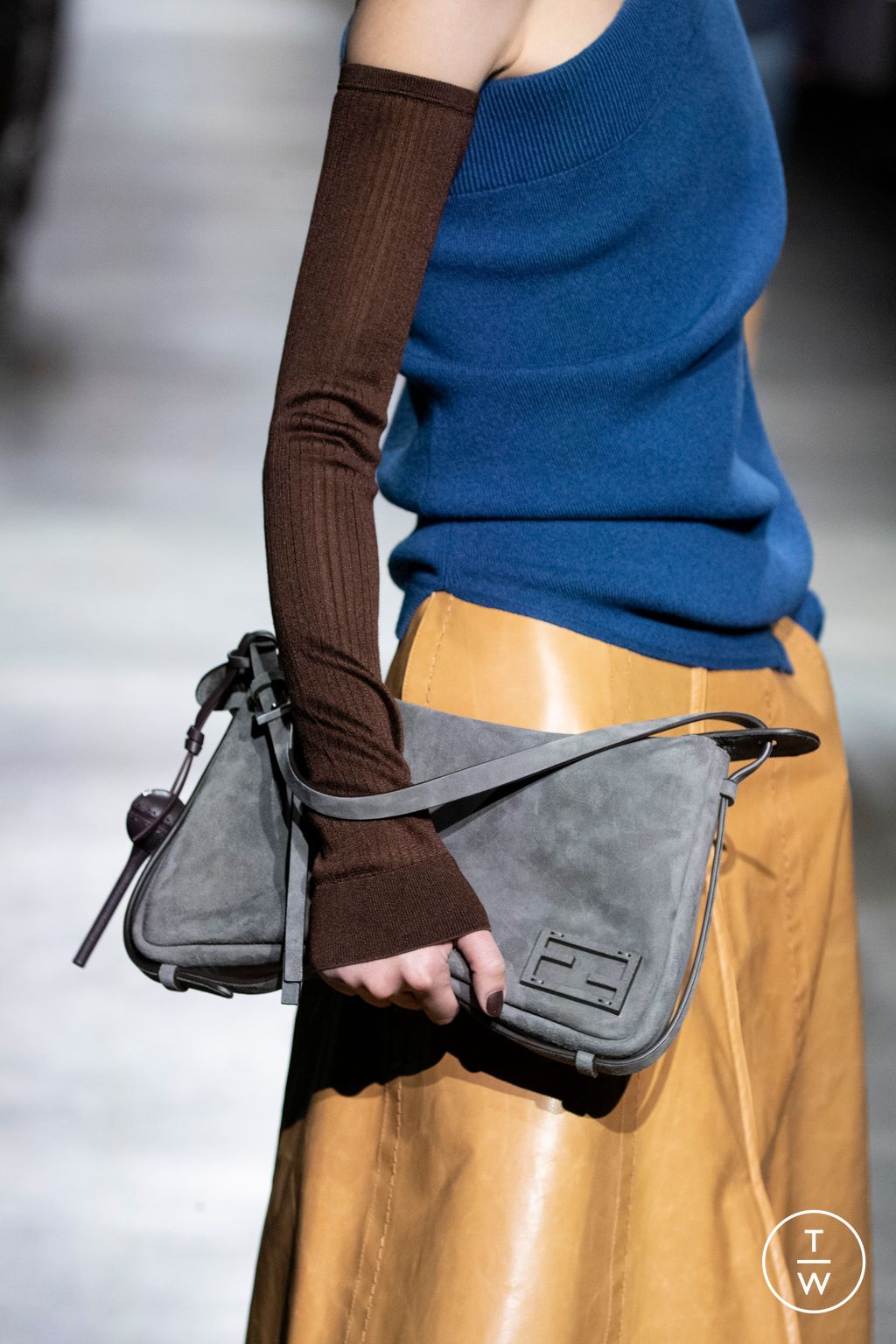 Fashion Week Milan Fall/Winter 2024 look 20 from the Fendi collection womenswear accessories