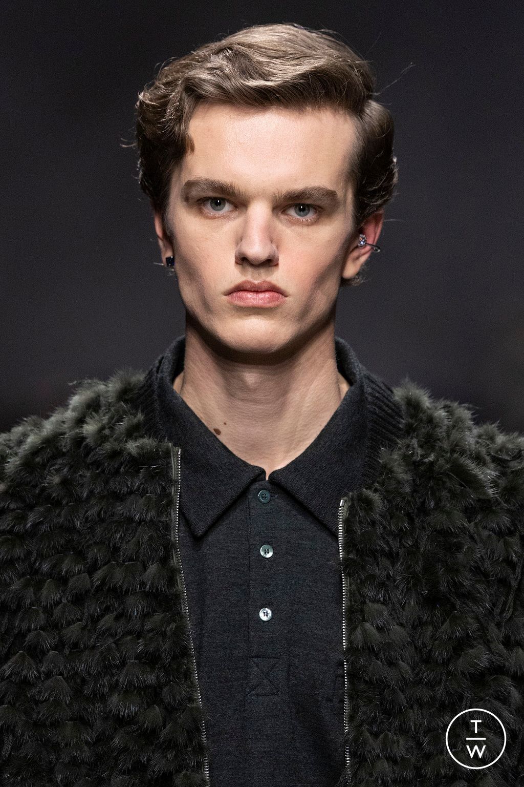 Fashion Week Paris Fall/Winter 2024 look 100 from the Fendi collection 男装配饰