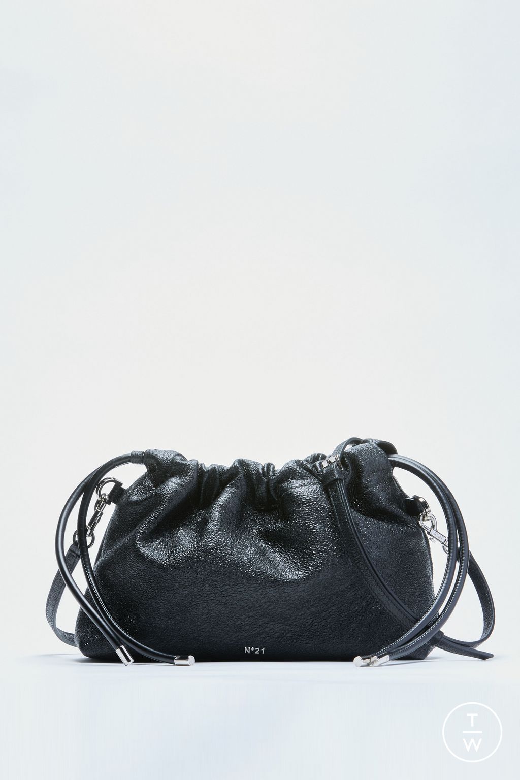 Fashion Week Milan Spring/Summer 2024 look 7 from the N°21 collection womenswear accessories