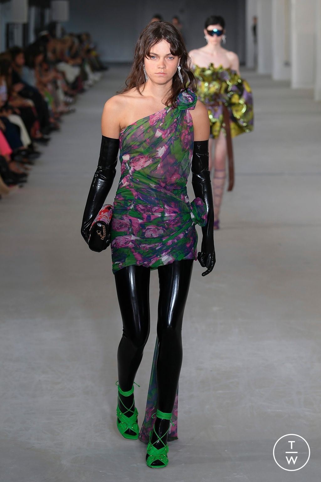 Fashion Week New York Spring/Summer 2023 look 26 de la collection Prabal Gurung womenswear