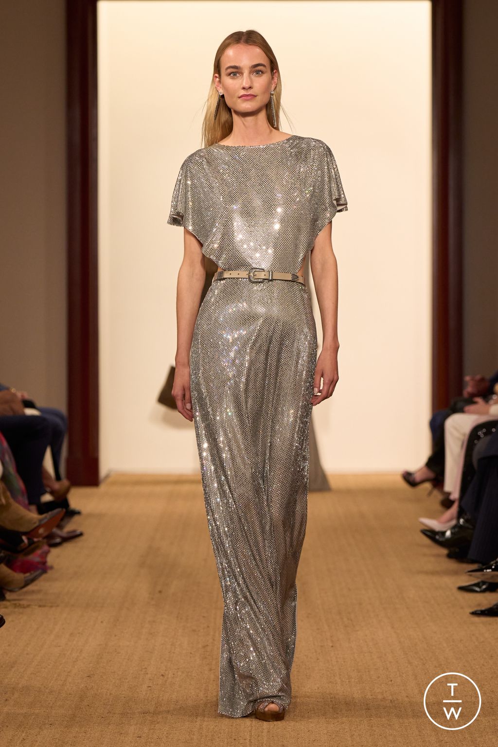 Fashion Week New York Fall/Winter 2024 look 25 from the Ralph Lauren collection 女装