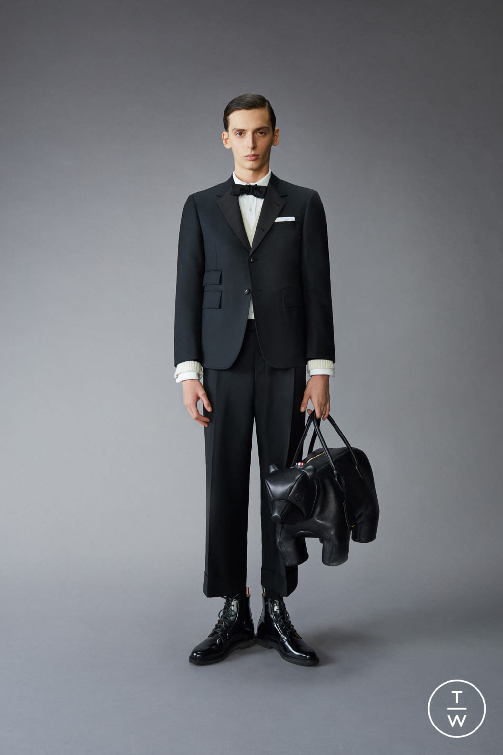 Fashion Week Paris Pre-Fall 2021 look 26 from the Thom Browne collection 男装