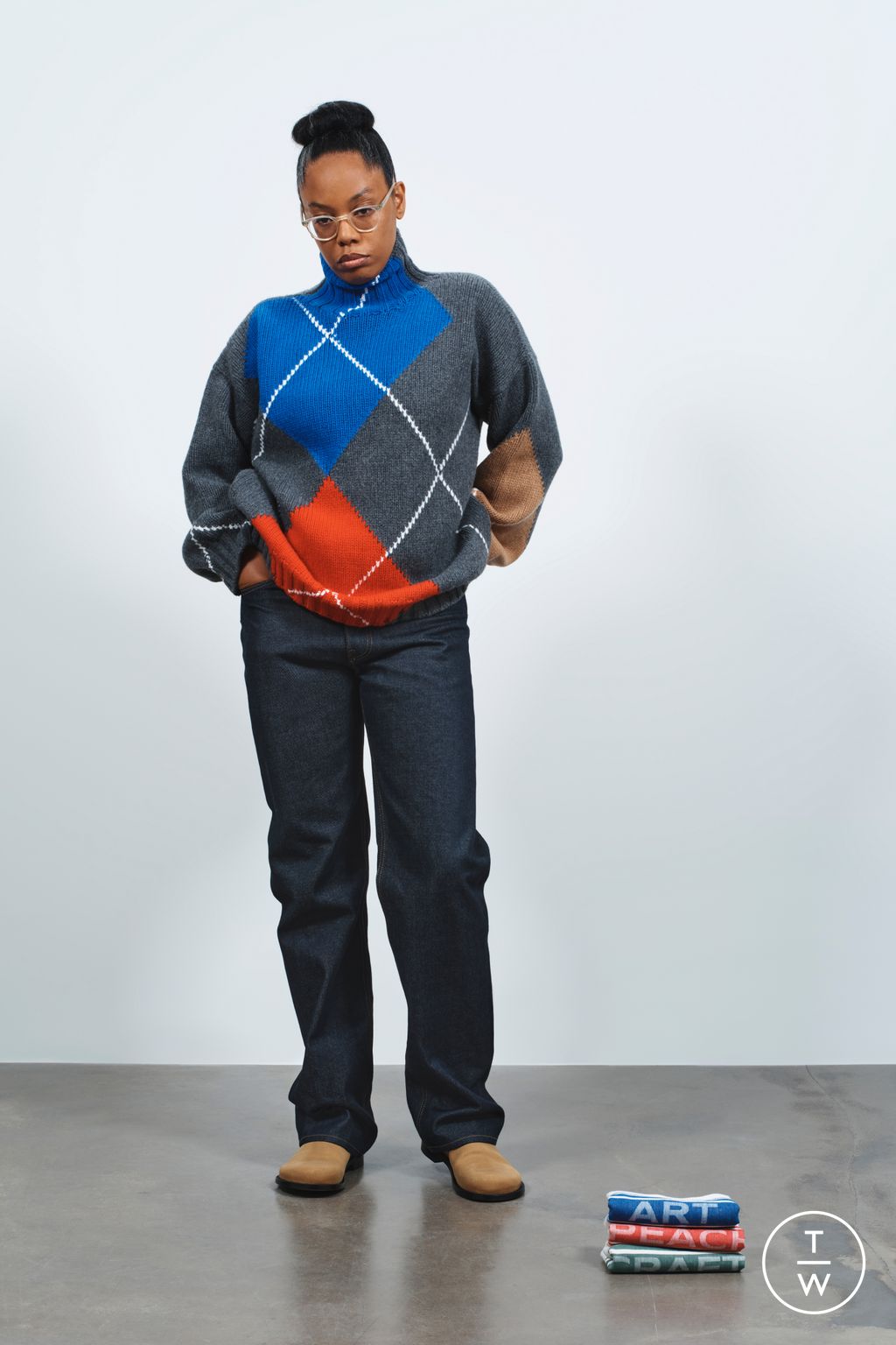 Fashion Week Paris Resort 2026 look 25 from the JW Anderson collection womenswear