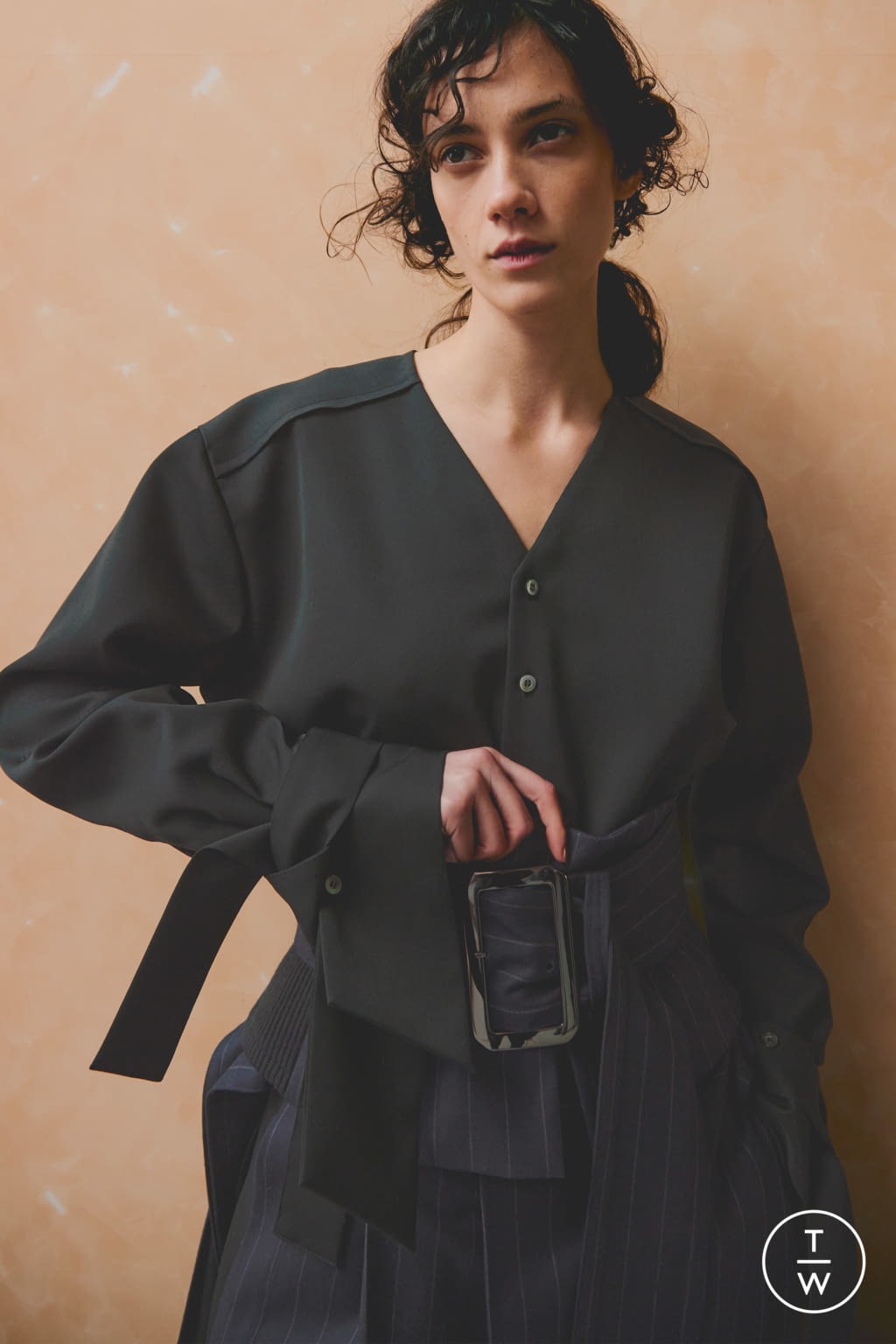 Fashion Week Paris Fall/Winter 2021 look 25 de la collection Ujoh womenswear