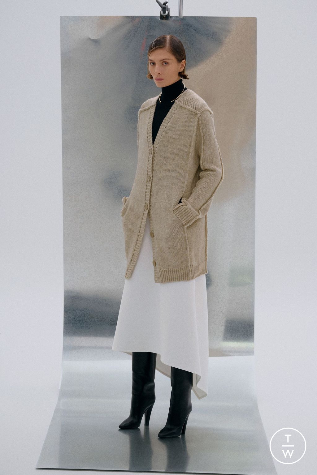 Fashion Week New York Pre-Fall 2023 look 17 from the Bevza collection womenswear