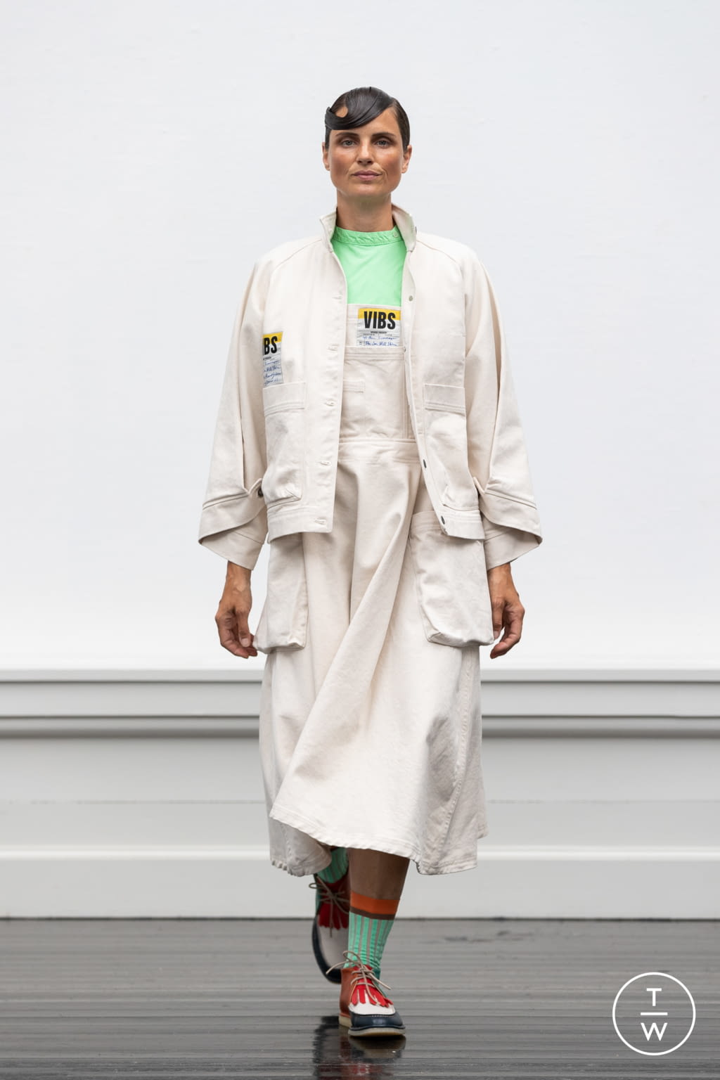 Fashion Week Paris Spring/Summer 2022 look 24 from the Henrik Vibskov collection menswear