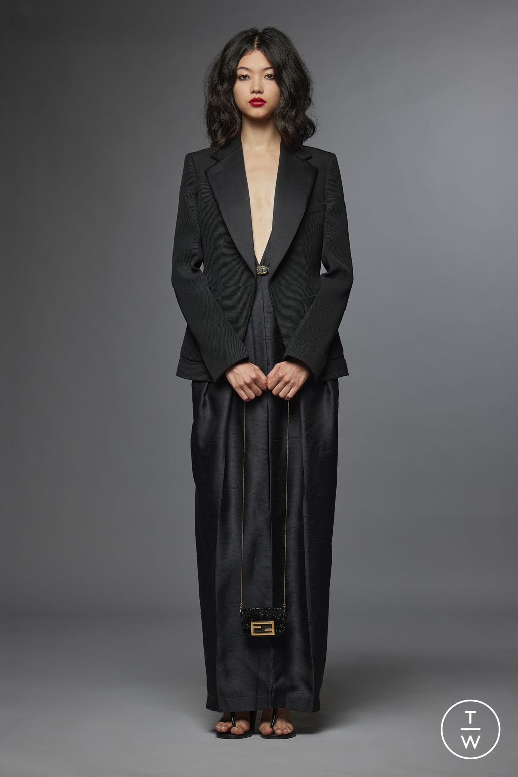 Fashion Week Milan Resort 2024 look 25 de la collection Fendi womenswear