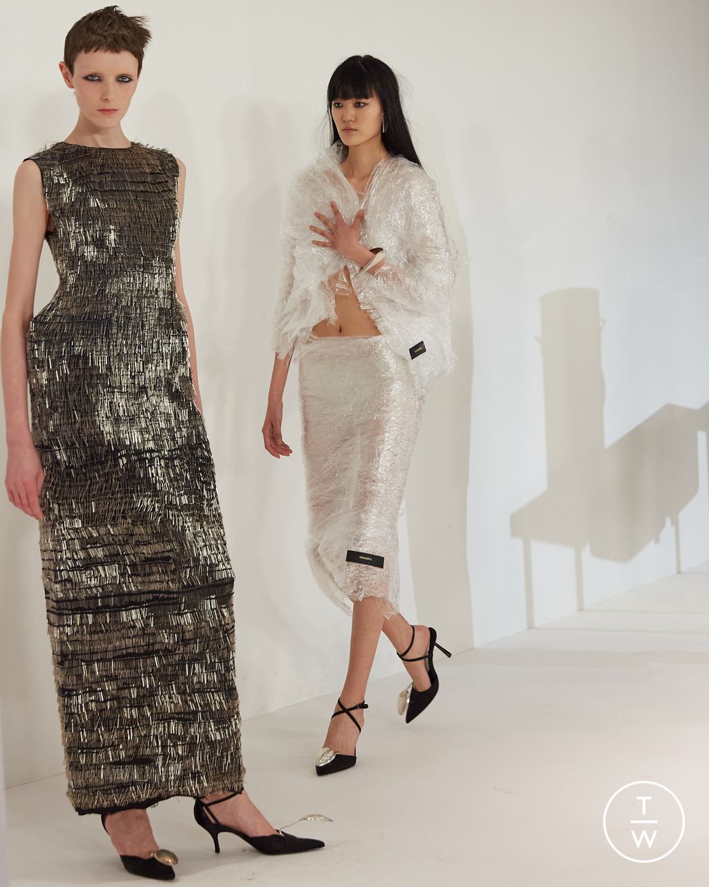 Fashion Week Paris Fall/Winter 2023 look 25 de la collection Hodakova womenswear