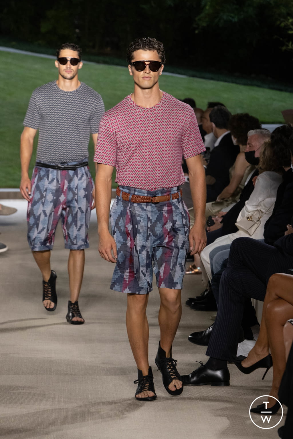 Fashion Week Milan Spring/Summer 2022 look 25 from the Giorgio Armani collection 男装