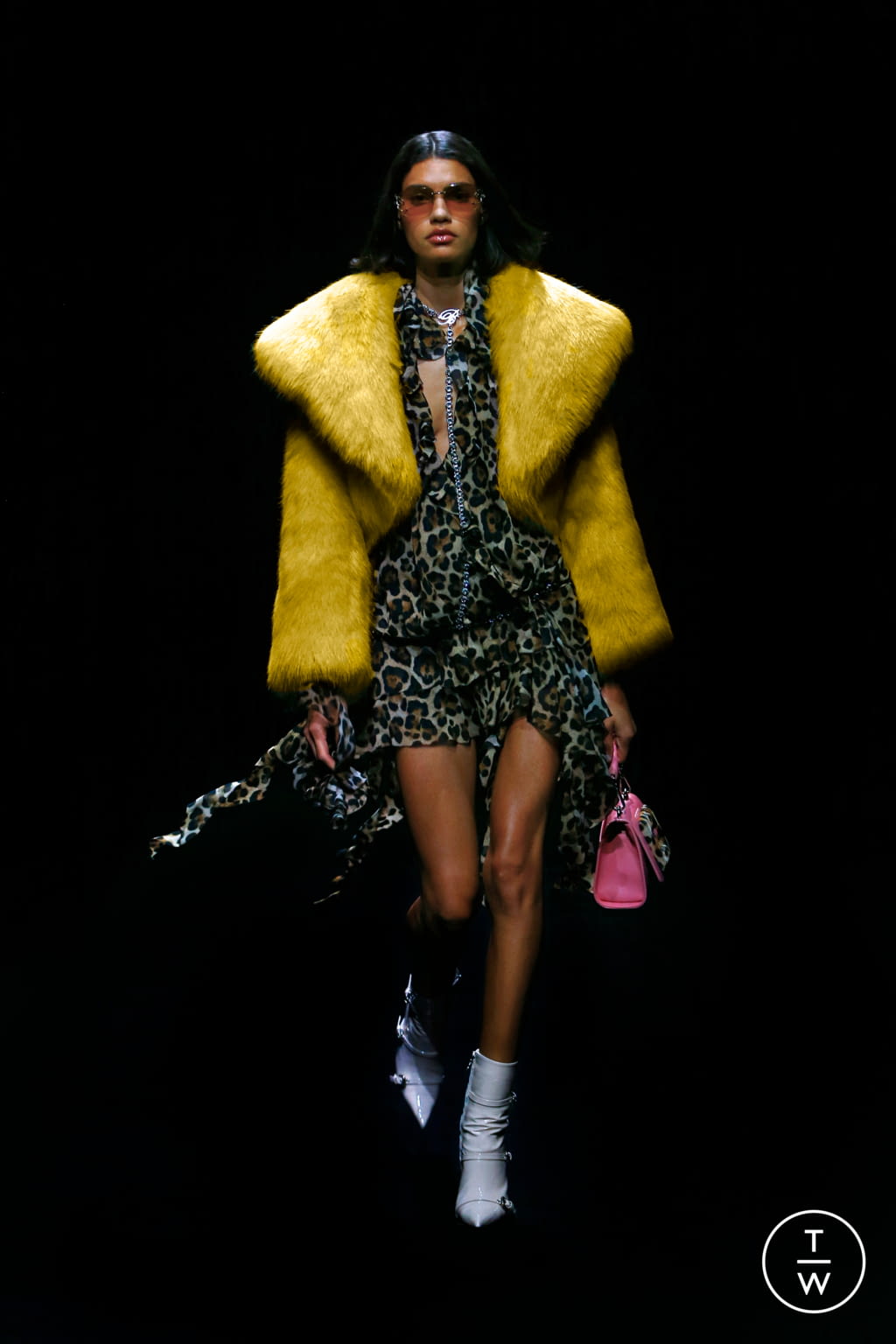 Fashion Week Milan Fall/Winter 2021 look 25 from the Blumarine collection womenswear